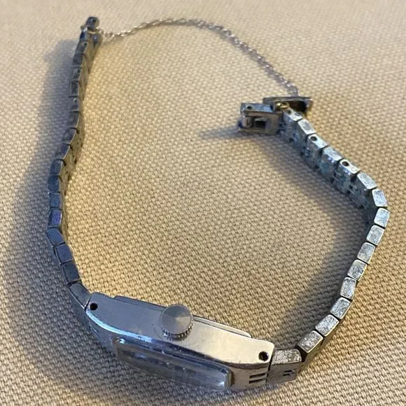 Vintage Seiko Watch Women Silver Tone Rectangle Case Blue Dial Manual Wind 6.25" - Picture 3 of 10